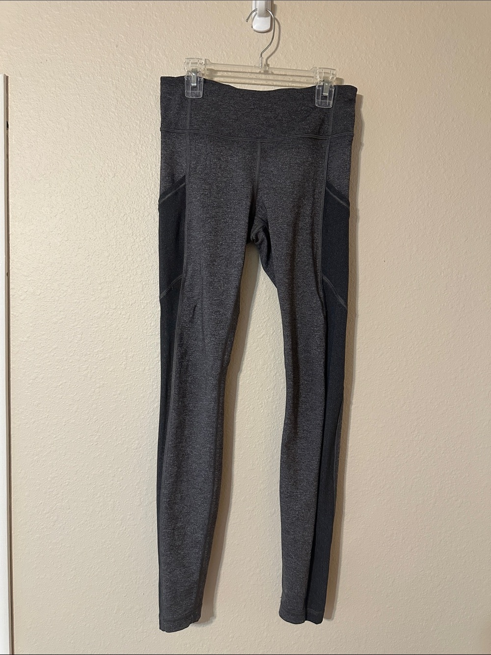 Lululemon Charcoal Gray Athletic Leggings